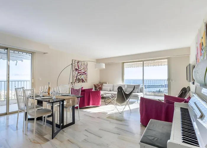Les Miradors By Interhome